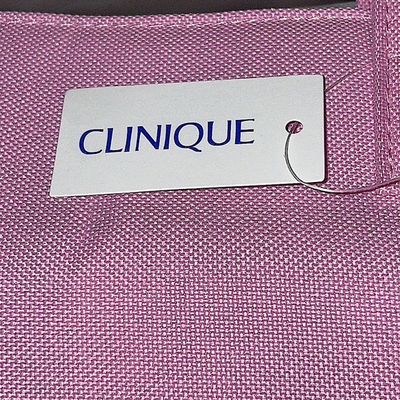 Clinique Tote - Picture 4 of 5